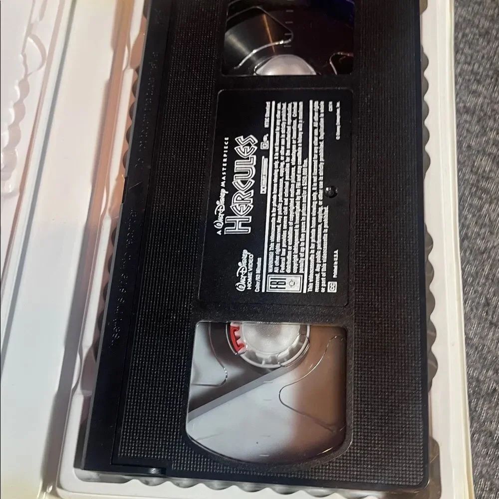 Disney VHS bundle - Picture 5 of 7